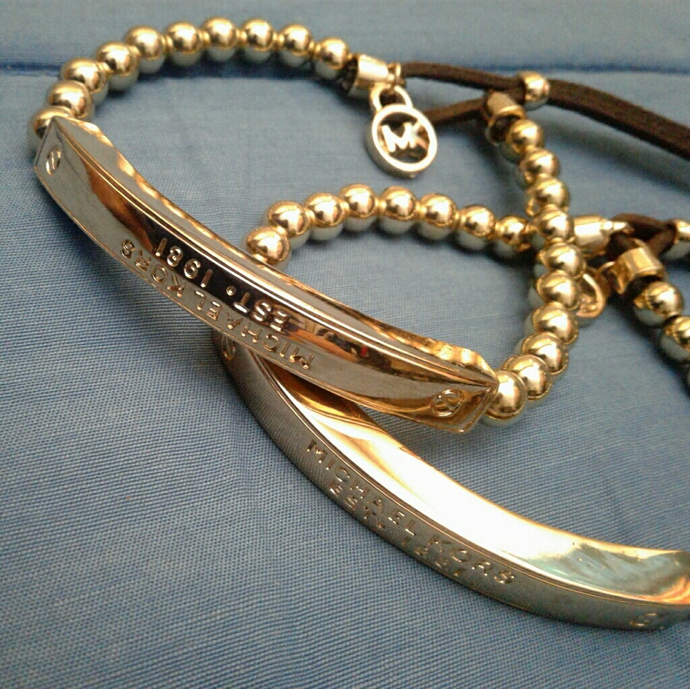 MICHEAL KORS Gold plated braclet MK